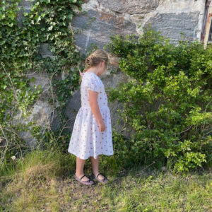 Festfin klänning symönster barn