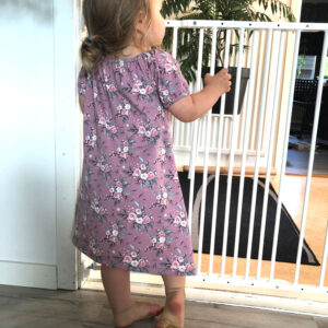 Lilltöseklänning i trikå